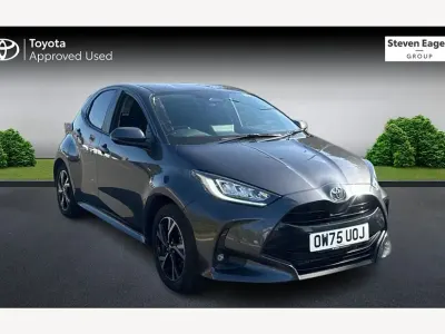 Used Toyota Yaris Design 114 HP (83 kW) 2025 Grey Hatchback