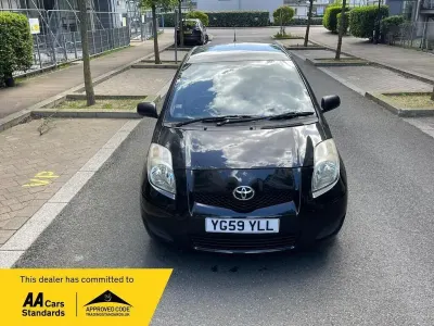 Usado Toyota Yaris 2009 Preto Citadino