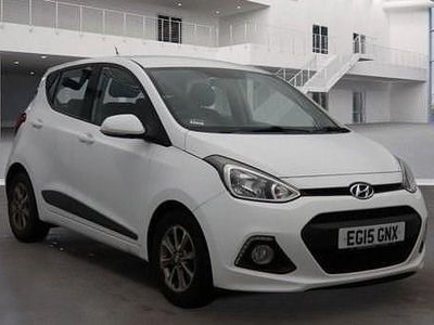 White Used 2015 Hyundai i10 Premium Hatchback | £6,499 (A bit pricey)