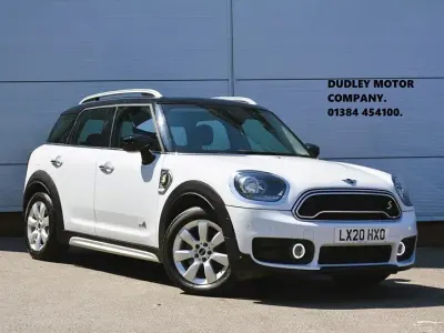 Used Mini Cooper Countryman Classic 224 HP (164 kW) 2020 Light white SUV