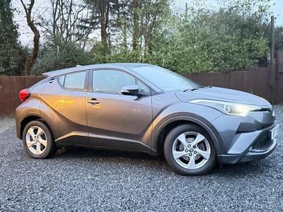 Used Toyota C-HR 122 HP (89 kW) 2017 Grey SUV