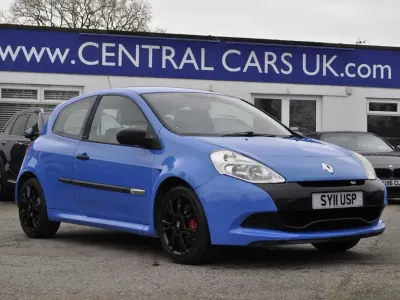 Used Renault Clio 201 HP (147 kW) 2011 Blue Hatchback