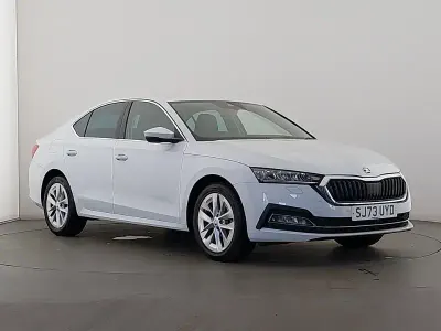 Used Skoda Octavia SE L 150 HP (110 kW) 2023 White Hatchback