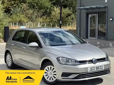 Used VW Golf VII S 125 HP (91 kW) 2017 Silver Hatchback