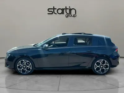 Used Vauxhall Astra Ultimate 134 HP (98 kW) 2025 Black Hatchback