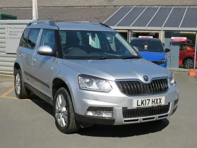 Used Skoda Yeti Drive 110 HP (80 kW) 2017 Silver SUV
