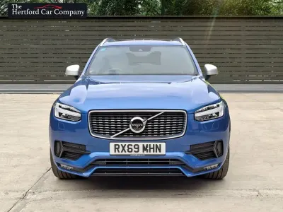 Usado Volvo XC90 R-Design Pro 250 CV (183 kW) 2019 Azul SUV