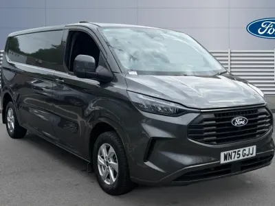 Begagnad Ford Transit Custom Limited 136 HK (100 kW) 2025 Van