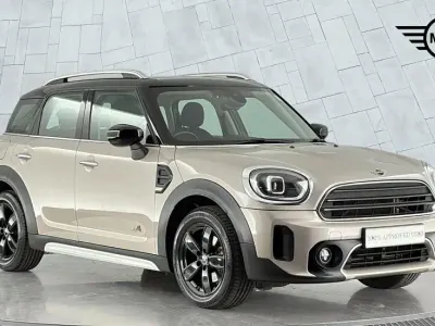 Używany Mini Cooper Countryman Classic 134 KM (98 kW) 2022 Szary SUV