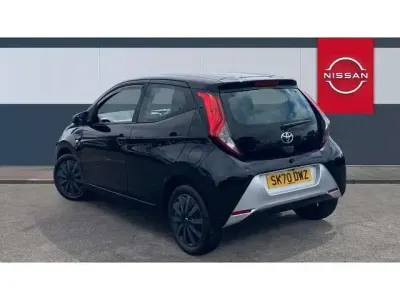 Gebraucht Toyota Aygo X-play 72 PS (52 kW) 2020 Schwarz Kleinwagen