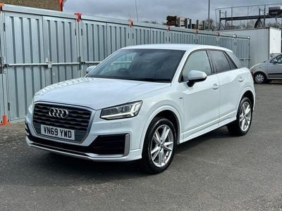 Usado Audi Q2 S-Line 116 CV (85 kW) 2019 Blanco SUV