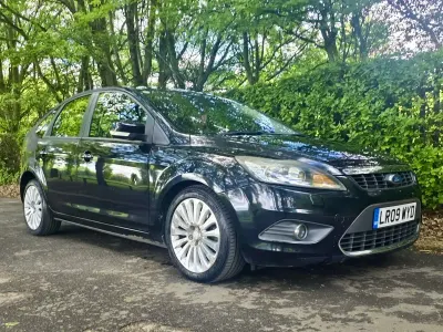 Usado Ford Focus Titanium 116 HP (85 kW) 2009 Preto Citadino