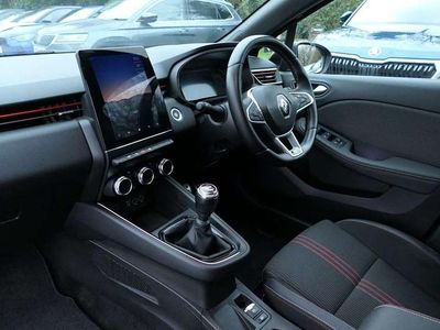 Used Renault Clio V RS Line 88 HP (64 kW) 2022 Black Hatchback