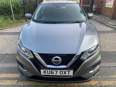 Used Nissan Qashqai Acenta 115 HP (84 kW) 2017 Grey SUV