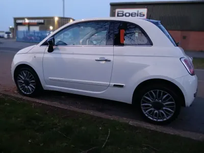Używany Fiat 500 69 KM (50 kW) 2014 Biały Hatchback
