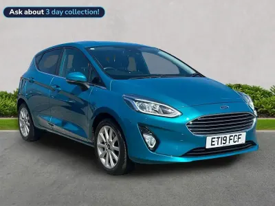 Używany Ford Fiesta Titanium 100 KM (73 kW) 2019 Niebieski Hatchback