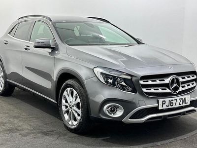 Mercedes GLA200