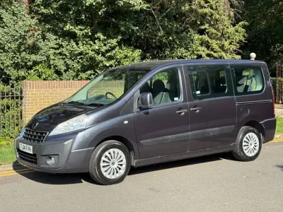 Used Peugeot TePee 130 HP (95 kW) 2014 Grey MPV