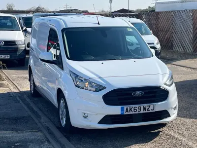 Used Ford Transit Connect Limited 120 HP (88 kW) 2019 White MPV