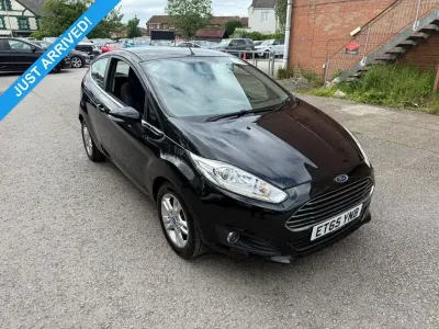 Used Ford Fiesta Zetec 100 HP (73 kW) 2016 Black Hatchback