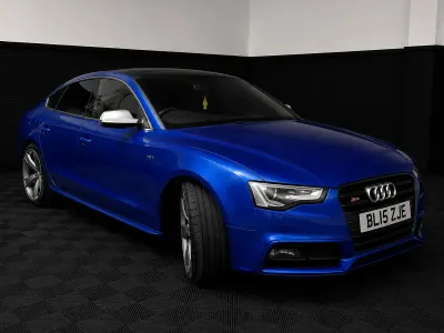 Used Audi A5 Black Edition 272 HP (200 kW) 2015 Blue Coupe