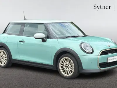 Używany Mini Cooper Hatch 154 KM (113 kW) 2024 Zielony Hatchback