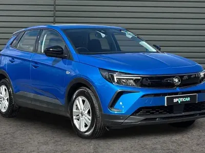 Used Vauxhall Grandland X Design Edition 131 HP (96 kW) 2022 Blue SUV