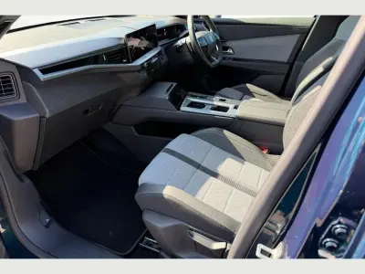 Second-hand Vauxhall Grandland X GSe 134 CP (98 kW) 2024 Albastru SUV