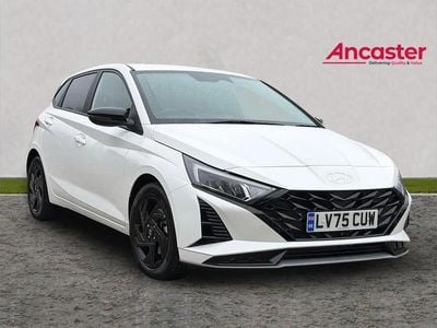New Hyundai i20 Blackline 90 HP (66 kW) 2026 White Hatchback