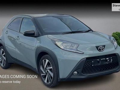 Used Toyota Aygo X 72 HP (52 kW) 2025 Green SUV
