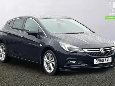 Second-hand Vauxhall Astra SRi 150 CP (110 kW) 2019 Albastru Hatchback