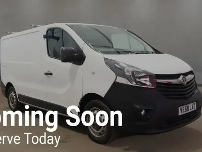 Used Vauxhall Vivaro S 95 HP (69 kW) 2019 White MPV