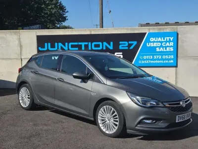 Used Vauxhall Astra Elite 150 HP (110 kW) 2016 Grey Hatchback