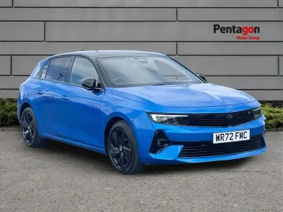 Used Vauxhall Astra GS Line 128 HP (94 kW) 2022 Blue Hatchback