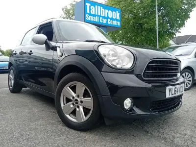 Begagnad Mini Cooper 2014 Svart Halvkombi
