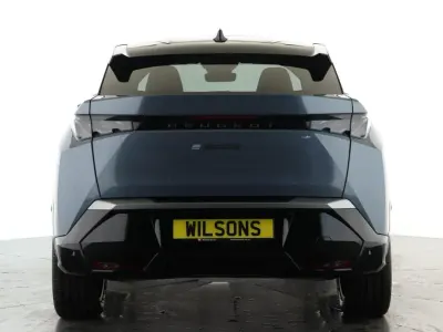 Used Peugeot e-3008