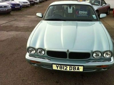 used Jaguar XJ 3.2