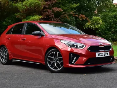 Używany Kia Ceed GT-Line 158 KM (116 kW) 2021 Czerwony Hatchback