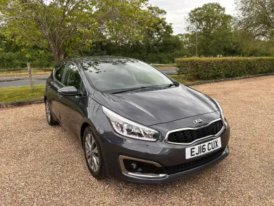 Used Kia Ceed 2016 Silver Hatchback