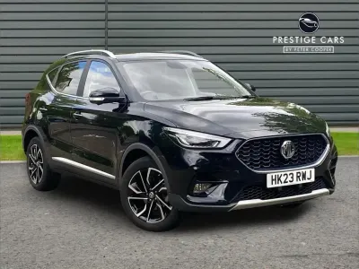 Używany MG ZS Exclusive 111 KM (81 kW) 2023 Czarny SUV