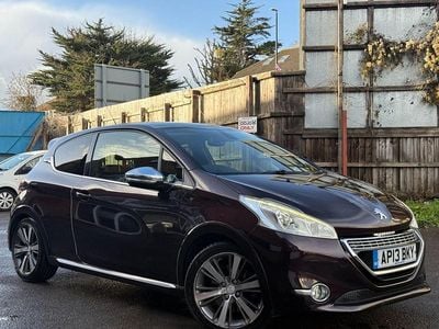 Mauve/purple Used 2013 Peugeot 208 Hatchback | £3,795 (Fair price)