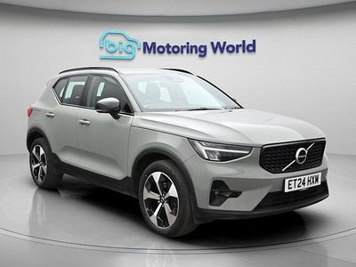 Used Volvo XC40 Plus 163 HP (119 kW) 2024 Green SUV