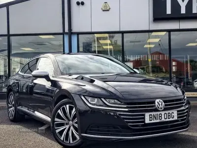 Second-hand VW Arteon Elegance 240 CP (176 kW) 2018 Negru Hatchback