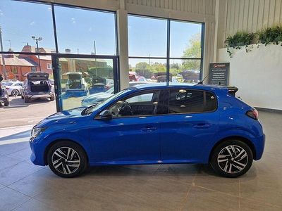Usado Peugeot 208 Allure+ 100 HP (73 kW) 2023 Azul Citadino