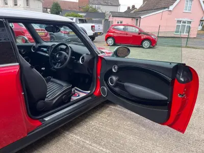 Used Mini Cooper Hatch 2013 Red Hatchback