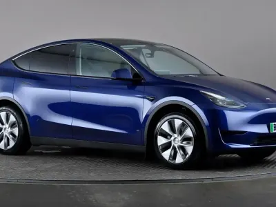 Usado Tesla Model Y RWD 219 kW (299 HP) 2023 Azul SUV