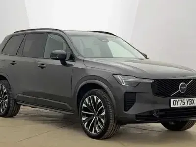 Usado Volvo XC90 Plus 250 HP (183 kW) 2026 SUV