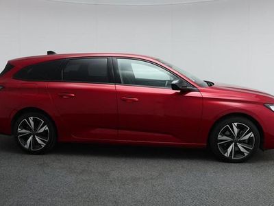 Used Peugeot 308 SW Allure 129 HP (94 kW) 2022 Red Estate