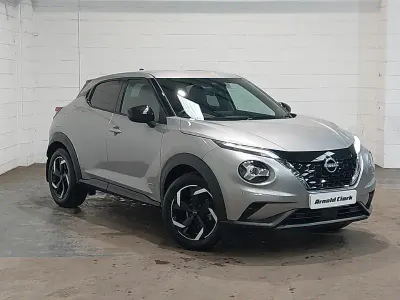 Used Nissan Juke N-Connecta 143 HP (105 kW) 2023 Silver SUV