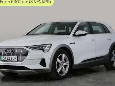 Used Audi e-tron Comfort 230 kW (313 HP) 2022 White SUV